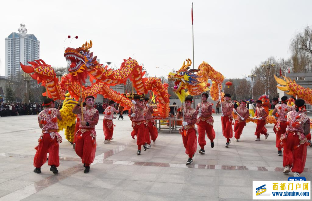 甘肃多地社火闹新春(图8) 甘肃多地社火闹新春(图8)